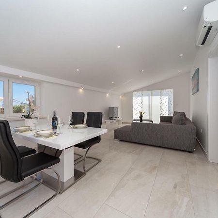 Apartment Antonio Biograd Na Moru Bagian luar foto