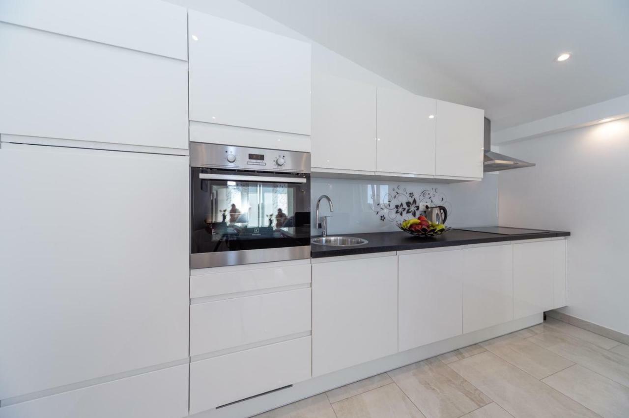 Apartment Antonio Biograd Na Moru Bagian luar foto